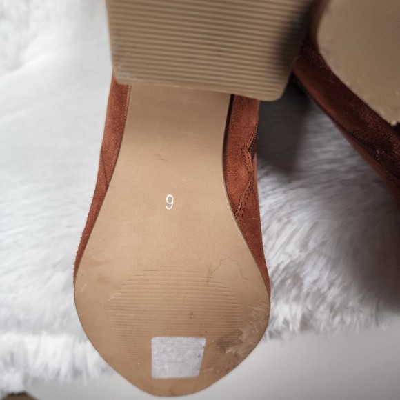 ASOS Design Wide Fit Comet Suede Boots (Fits Size 7.5) - Picture 7 of 8